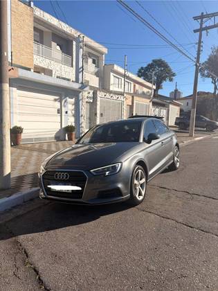 AUDI A3 1.4 TFSI SEDAN AMBIENTE 16V FLEX 4P TIPTRONIC AUDI A3 1.4 TFSI SEDAN AMBIENTE 16V FLEX 4P TIPTRONIC